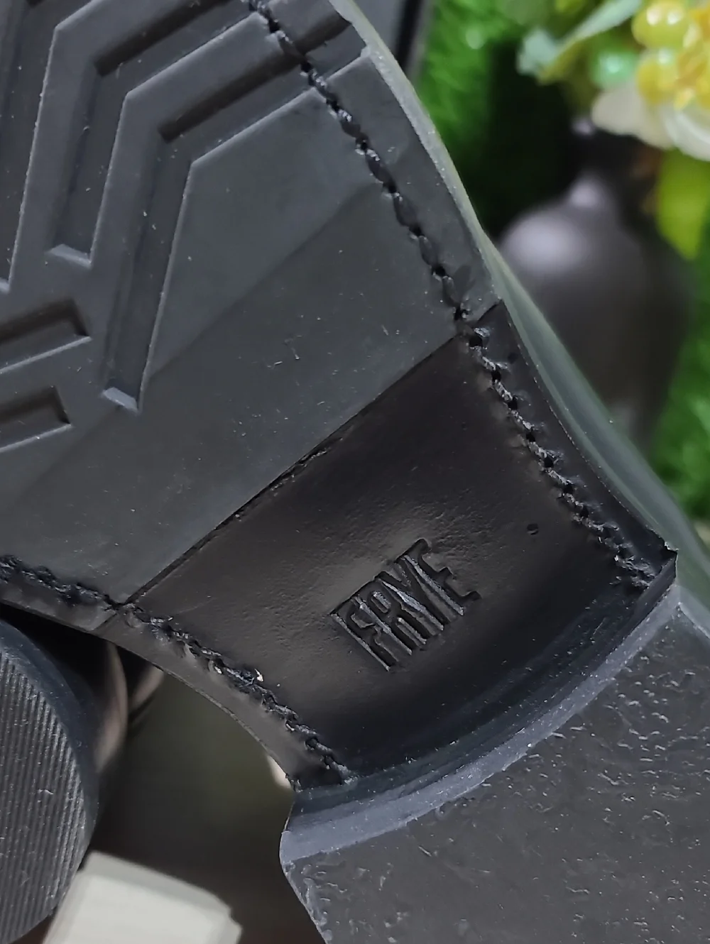 Frye Veronica Inside Zip Black Booties - US Women's 7 M NEW - Picture 6 of 11